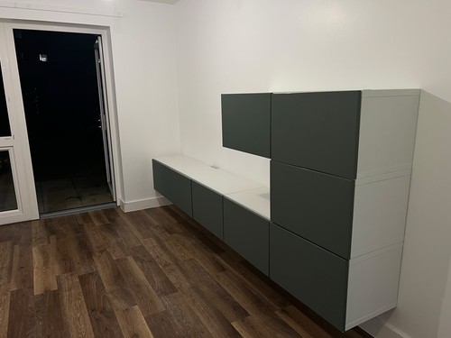 Floating wall unit - wall, wavey