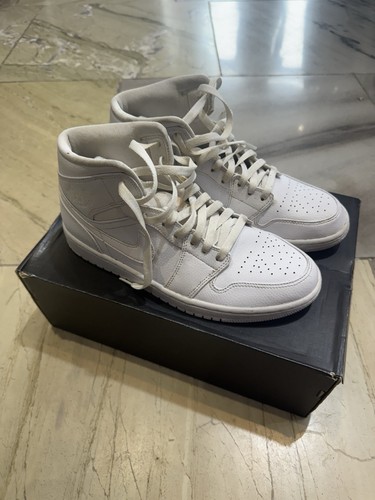 Nike air jordan mid - air,