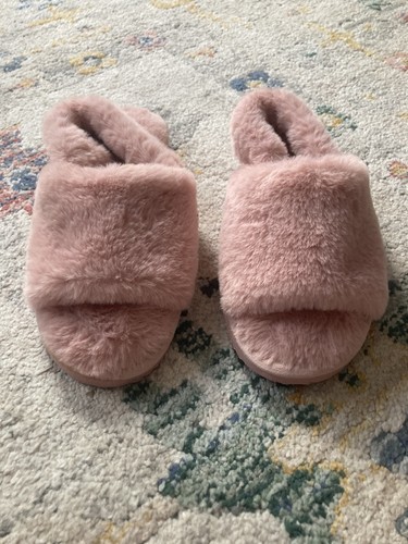 Pink fluffy faux - slip, on