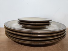 7 X Denby Pampas Plates : 4 x
