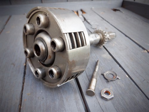 Lambretta clutch housing - lambretta, ld