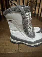 Mountain Warehouse Snow Boots UK Size 7 - Cream Colour  Fleece Lined