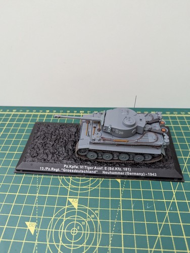Deagostini die cast model tank - cast,