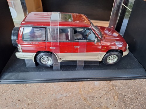 Autoart mitsubishi pajero - autoart,