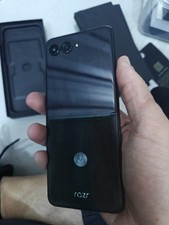 Motorola RAZR 60 Ultra Pantone