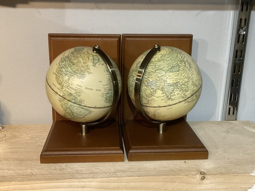 Brand new globe book - new, ends