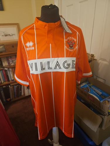 Blackpool home shirt - home, 2015/16