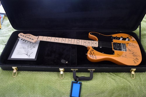 Squier fender guitar and - squier,