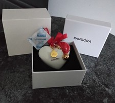 Pandora 2025.   Santa  Heart