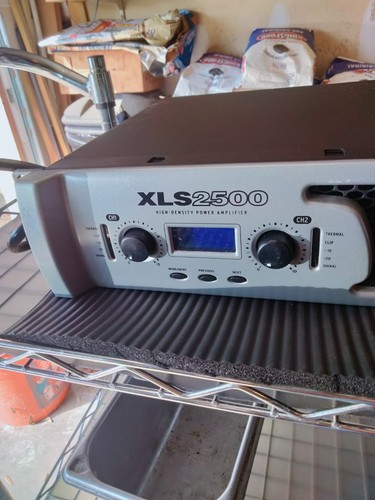 Crown xls 2500 - , power