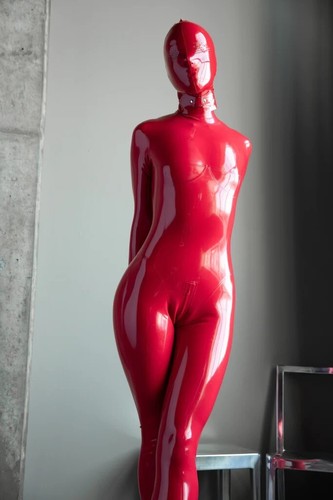 Red full enclosure latex - full,