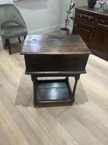 17th century carved - 17th, oak