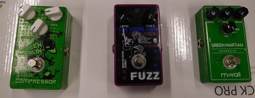 Guitar effects pedal - 3, x