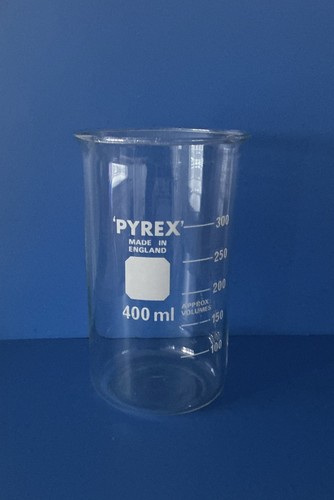 Pyrex lipped lab beaker 400ml - pyrex,