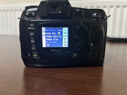 Nikon d70 digital slr - d70,