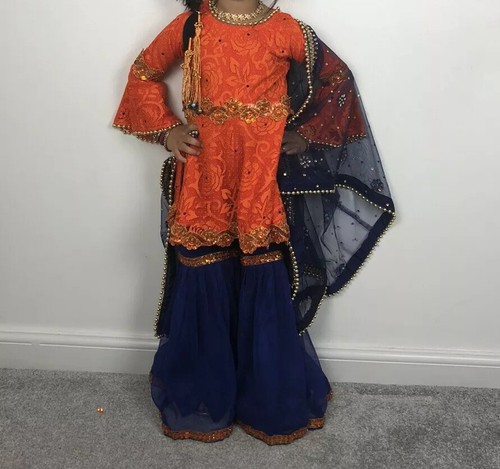 Girls pakistani indian party - pakistani,
