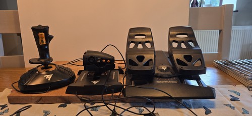 Thrustmaster flight hotas 4 - t.flight,