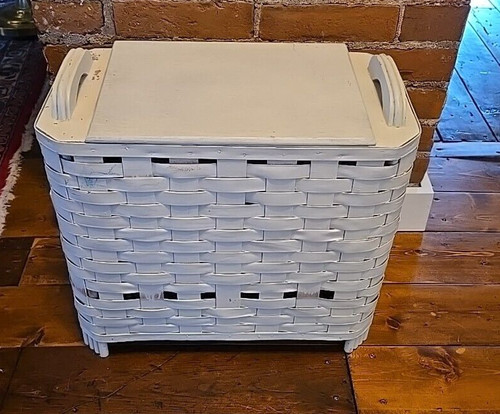 Vintage white wood wicker - white,