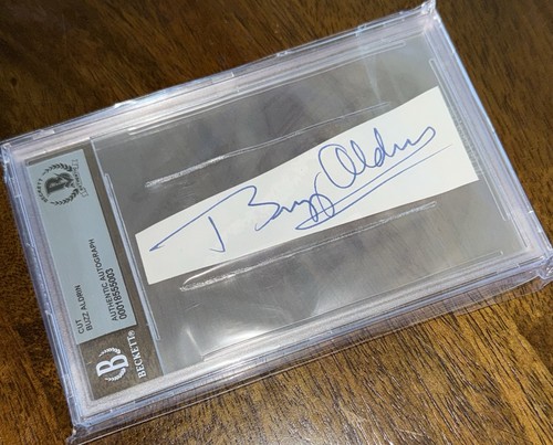 Buzz aldrin apollo hand - buzz,