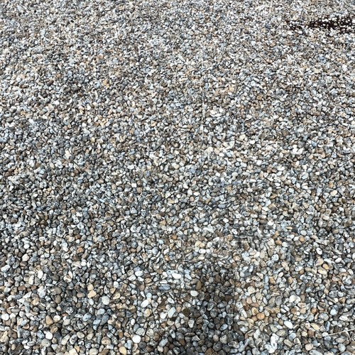Mixed colour stone gravel - mixed,