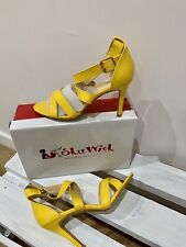 NIB Sluwish 'Sophie' Yellow