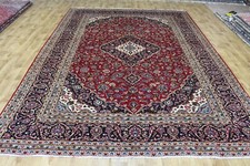 Stunning handmade Persian carpet with fine floral design 350 x 250 cm