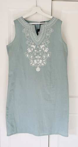 Size embroidered sleeveless - 18,