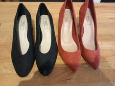 2 Pairs Of Ladies Marks And