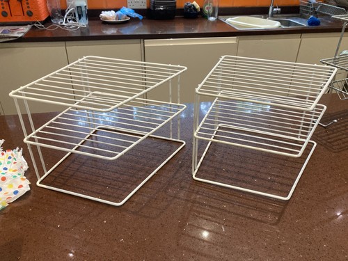 Cupboard plate rack for - plate, 3
