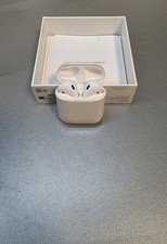 Apple Airpods (2nd gen) with Charging Case MV7N2ZM/A Model A2032 A2031 A1602