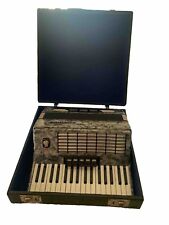 German Accordion Weltmeister Stella - 60 bass,8 sw.+Case&Straps