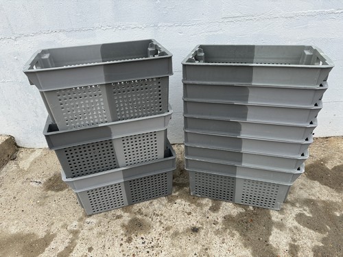 Grey vented plastic - 8,