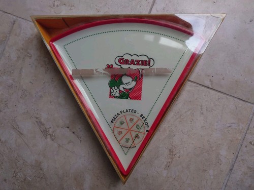 Disney pizza plates - 3,