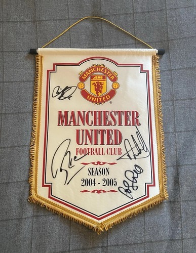 Manchester united signed - manchester,