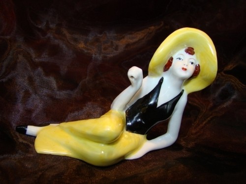 Figurine bathing beauty sexy - figurine,