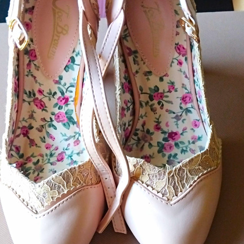Ruby shoo pink - floral, lace