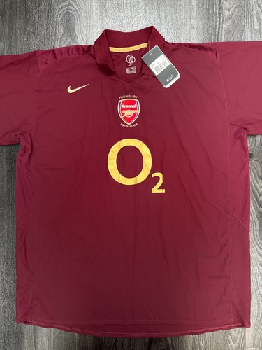 Bnwt original nike arsenal - bnwt,