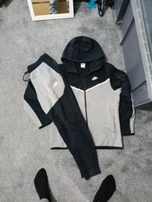 Old Season Black Grey White