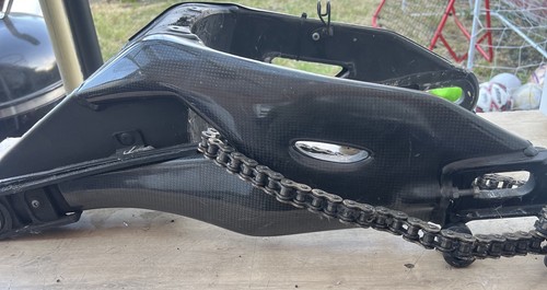 Yamaha yzf swingarm - r1,