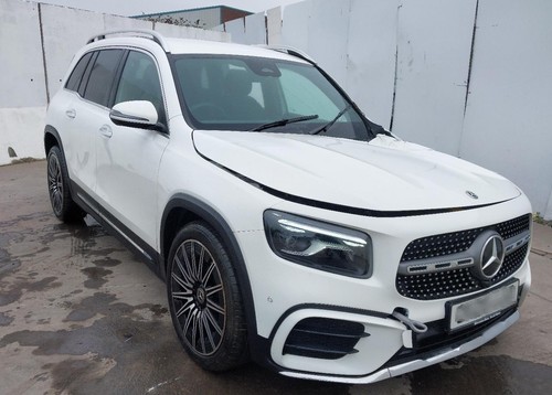 2025 mercedes glb 200 x247 - 200, amg