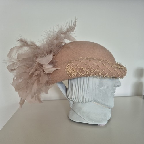 Vintage pillbox hat - c&a,