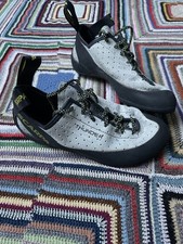 Scarpa thunder climbing shoes - climbing,