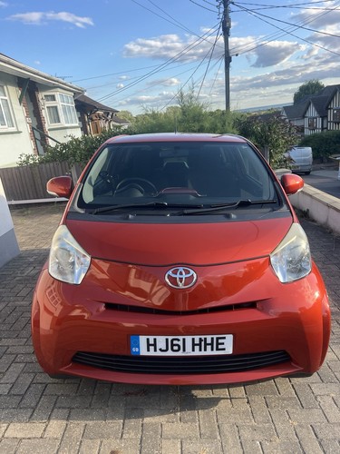 Toyota - , iq
