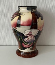 Moorcroft - Cloud Nine - 2006 - Collectors club 20th Anniversary Vase - Numbered