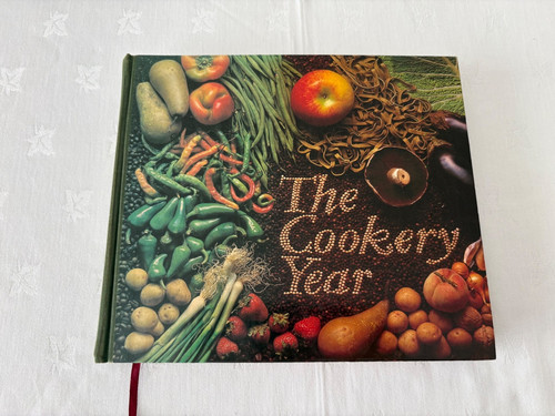 The cookery year book readers - book,