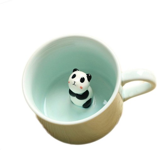 Mug animal inside cup - 3d,