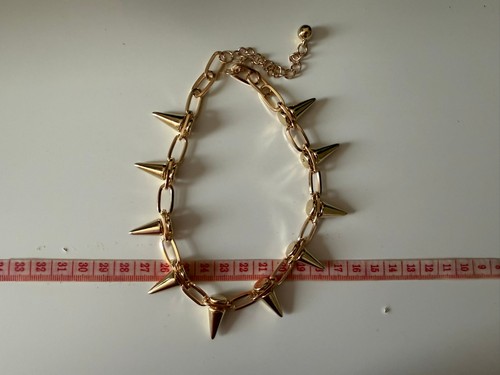 Gold tone spiked chain - tone,