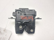8200747429B 9500556 boot lid