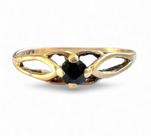 Vintage 9ct gold ring sapphire - gold,