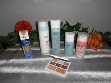 Boots No7 REVATALISE WATER HOT